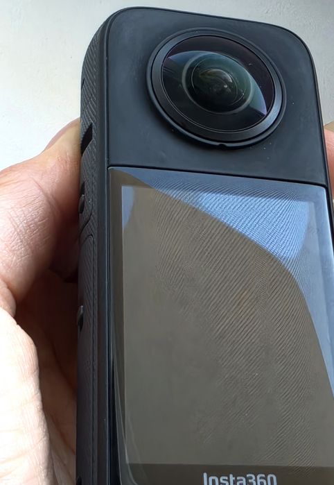 Insta 360 X3 camera video