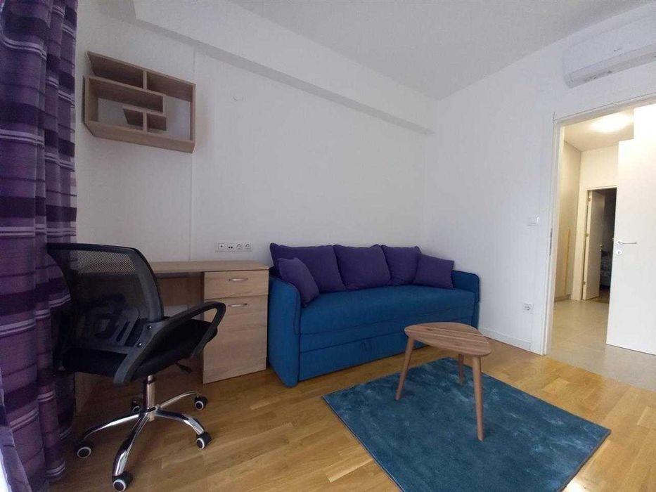 Дава се под наем Двустаен апартамент в Бургас, Център - 60 кв.м за 255 € - Снимка #5