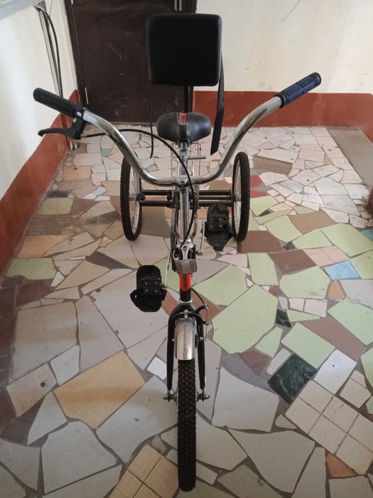 трёхколёсный велосипед