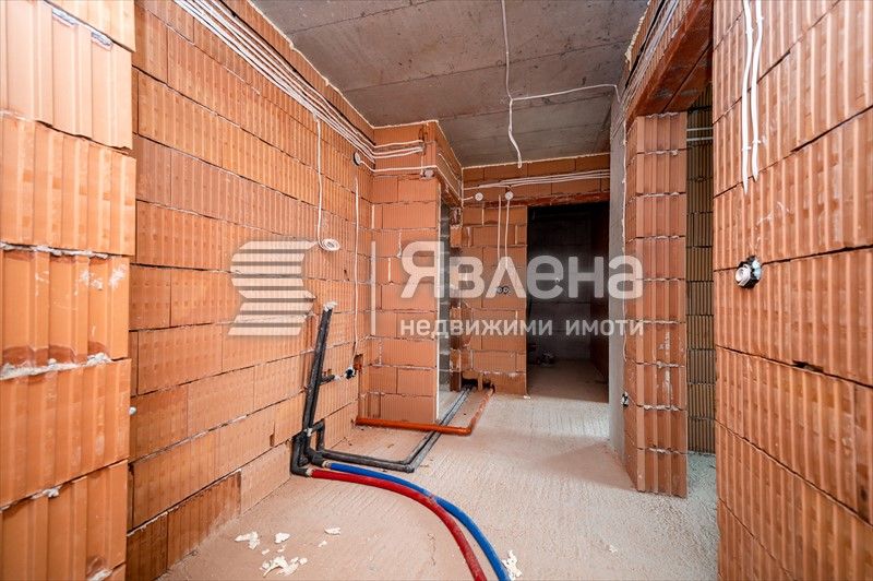 Продава се Тристаен апартамент в с. Лозен, Област София-град - 123 кв.м за 1400 €/кв.м - Снимка #10