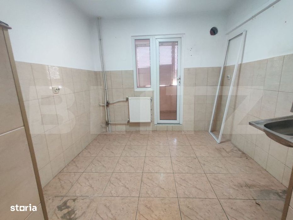 Apartament 3 camere, 2 bai, Rogerius