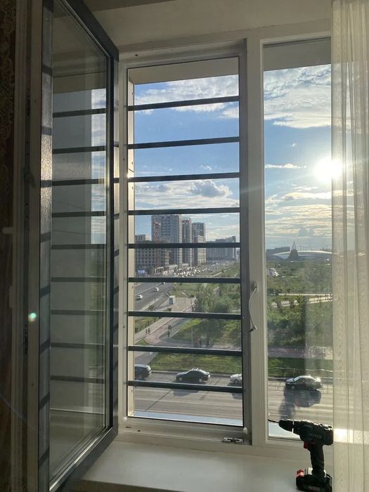 Москитная сетка. Москитные сетки. Защита для детей(РЕШЁТКИ)