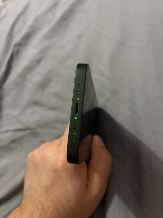 Iphone 13 б/у состояние отличное