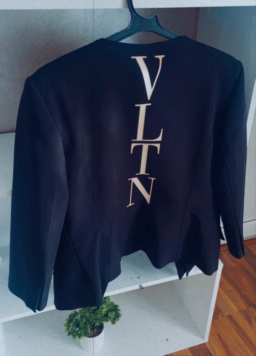 Дамско сако VLTN