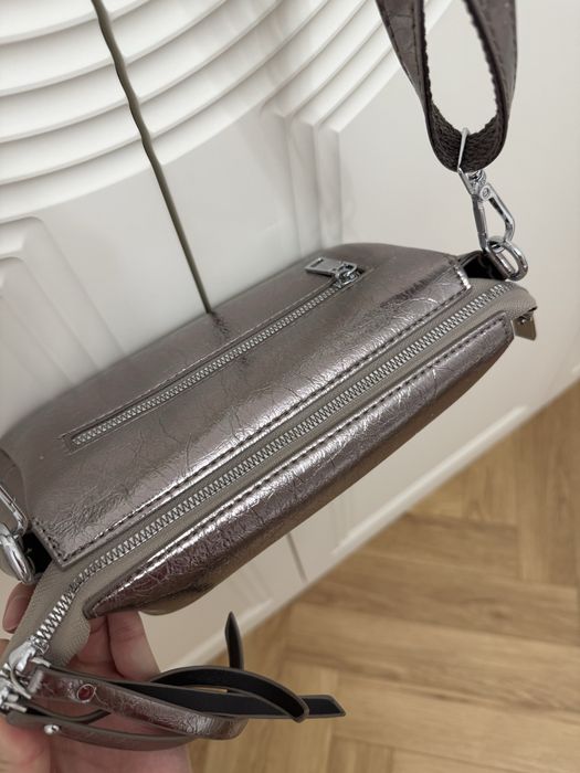 Продам сумочку из натур кожи