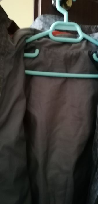 Geacă 2 în 1, Quechua, mărime 11-12 ani, preț 75 lei