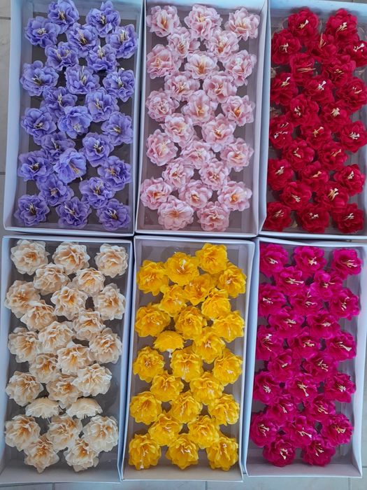 Сапунени цветя и рози.