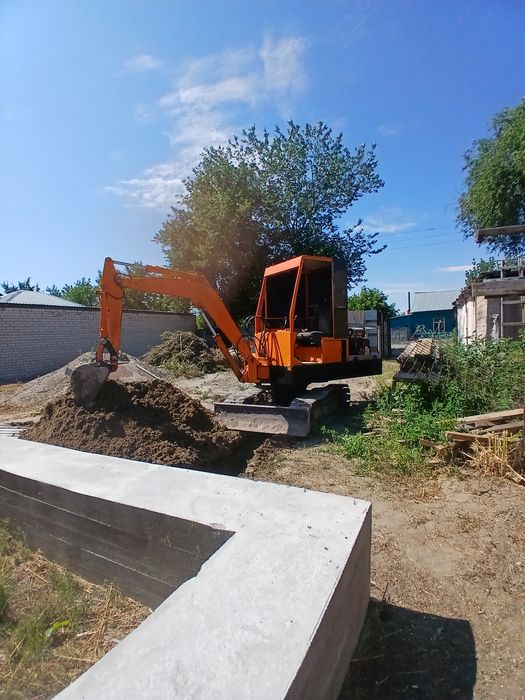 Продам мини экскаватор  нисан н25