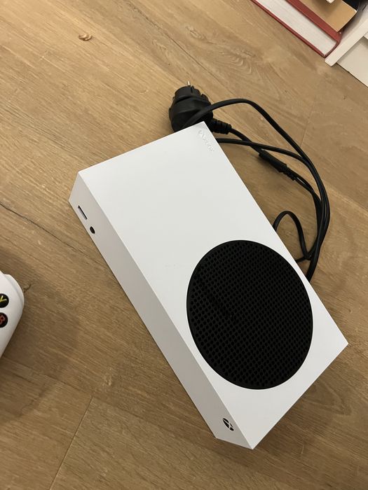 X box Series s козола
