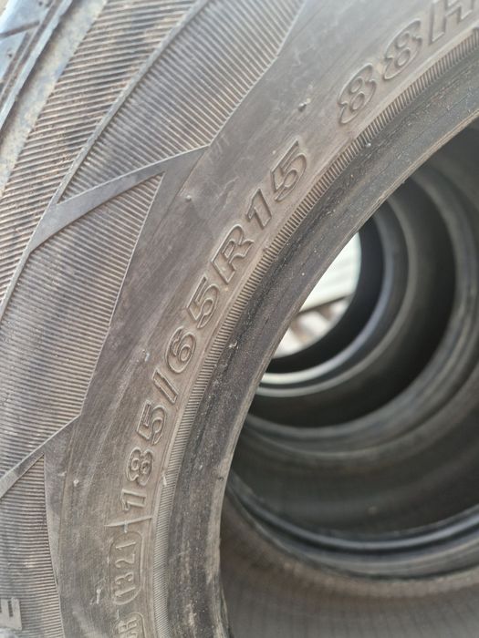 Продам шины 185-65 r15