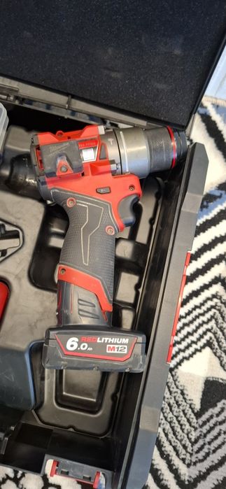 Милуоки шурупавёрт и импакт оригинальный инструмент новый.