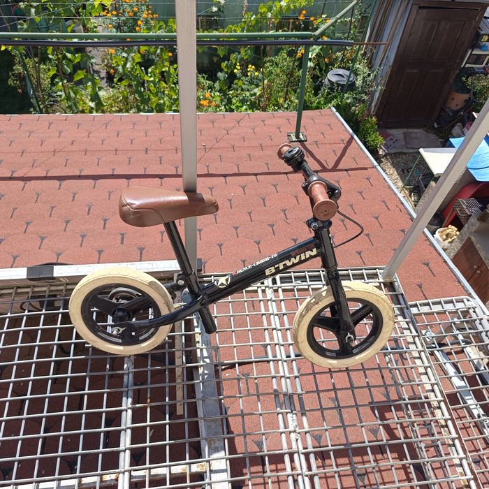 Bicicleta fara pedale btwin