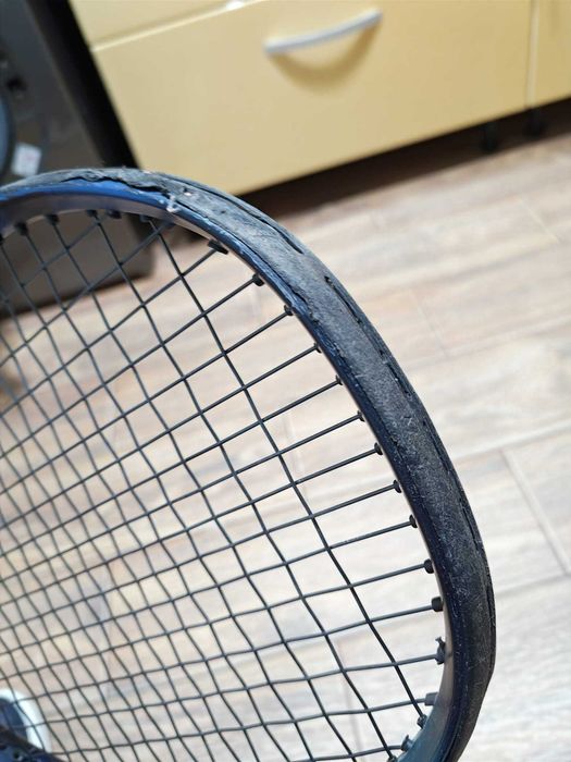 Racheta Yonex Ezone 100