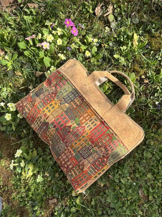 Чанта за лаптоп от Еко коркова кожа