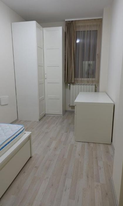 Тристаен апартамент под наем в ж.к. Кръстова вада, 2155806