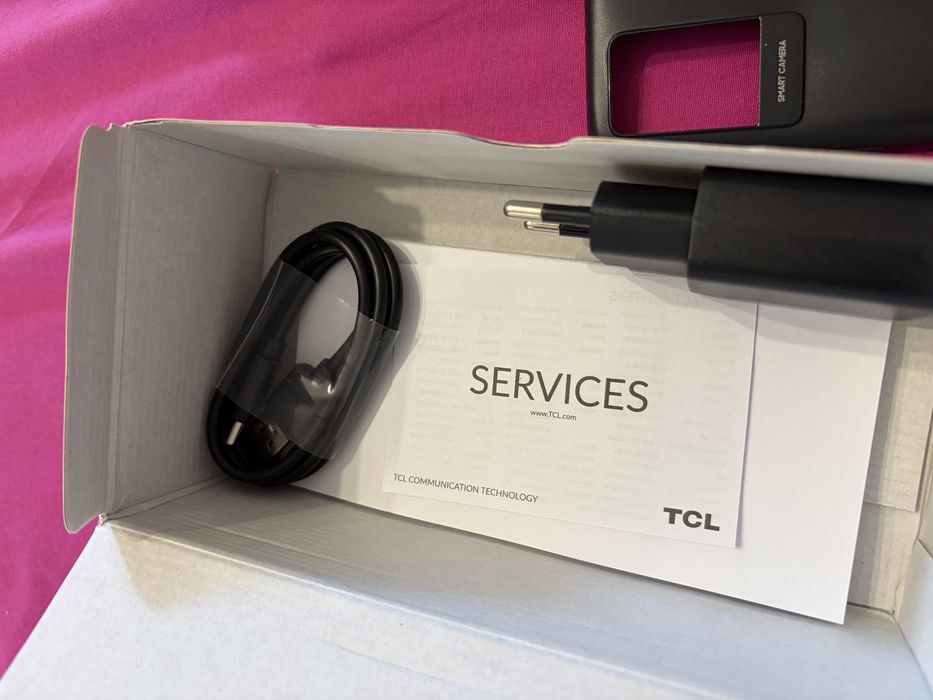 Telefon nou TCL 501
