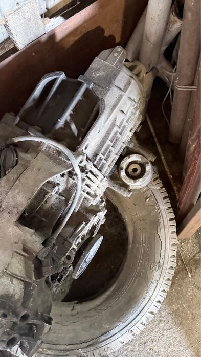 Продам коробку ауди Б4
