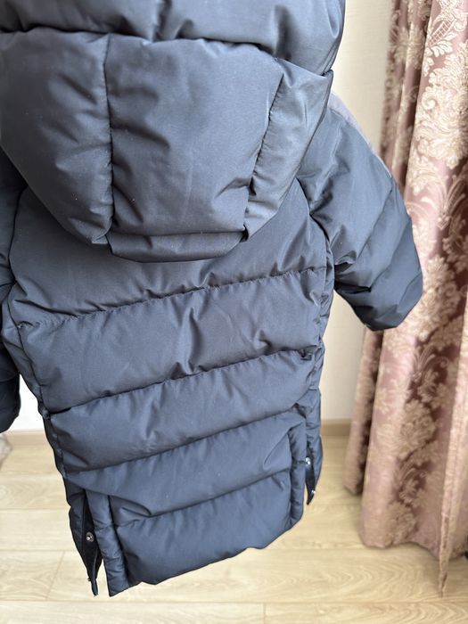 Продаю детский пуховик New Balance.