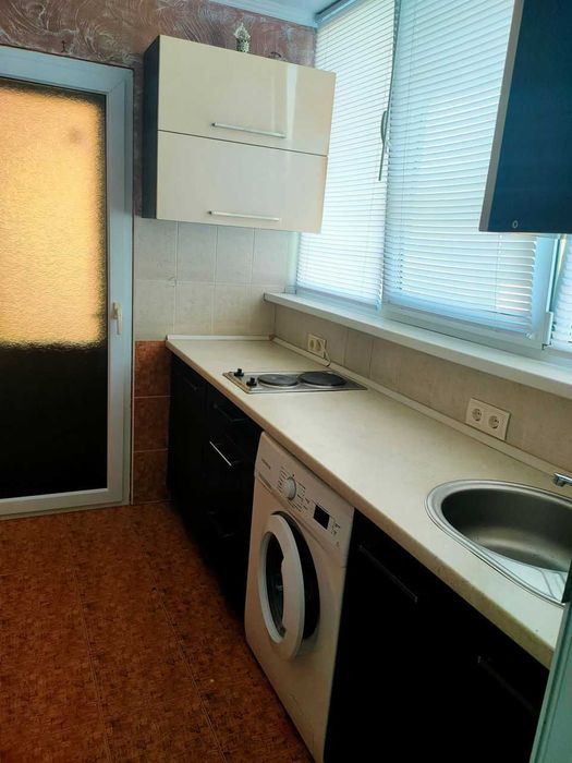 Дава се под наем Едностаен апартамент в София, Павлово - 30 кв.м за 275 € - Снимка #3