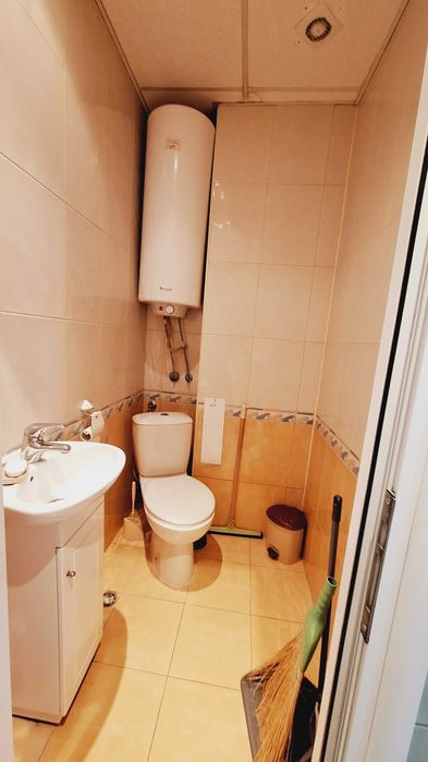 Дава се под наем Тристаен апартамент в Варна, Бриз - 102 кв.м за 598.23 € - Снимка #16
