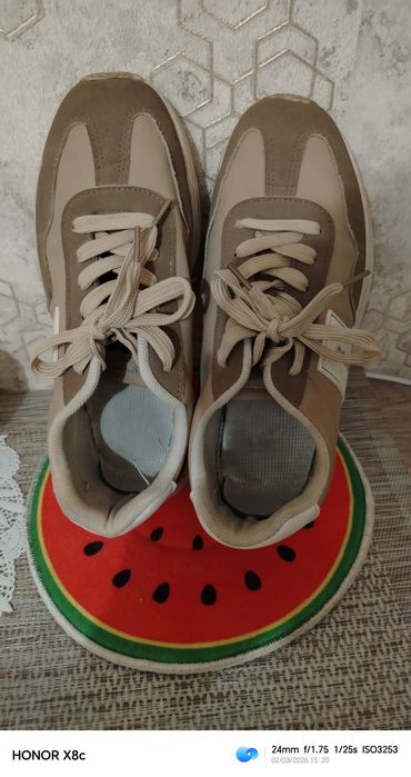 Продаю женские кожые сопаги