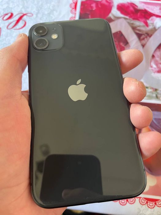 Iphone 11 idial ochilmagan 64 xotra 75% obmen 12 kk