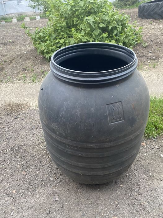 Продам бочки 85 литров и 200