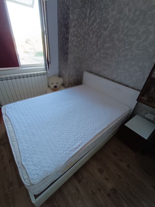 Pat dormitor și saltea ortopedica