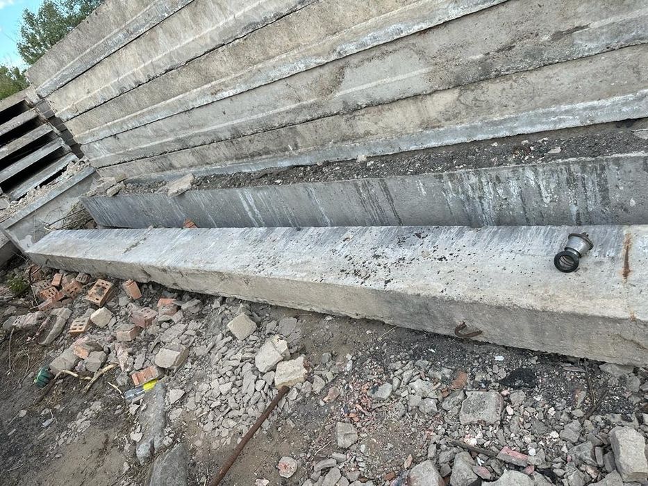 Продам пасынки бетонные