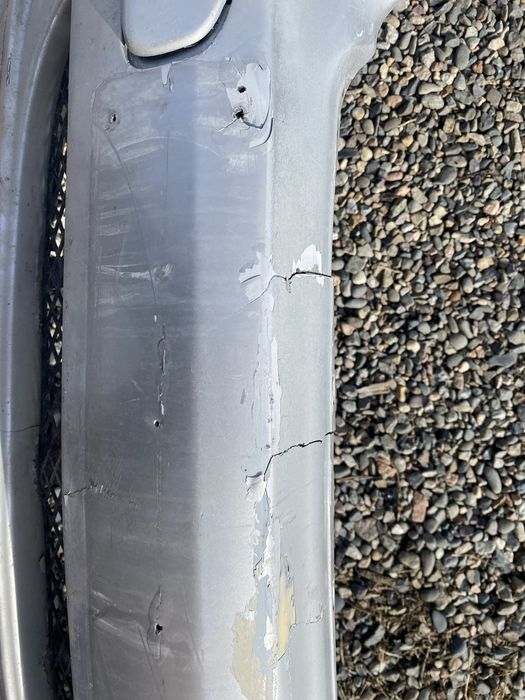 Передний бампер на мерс W210