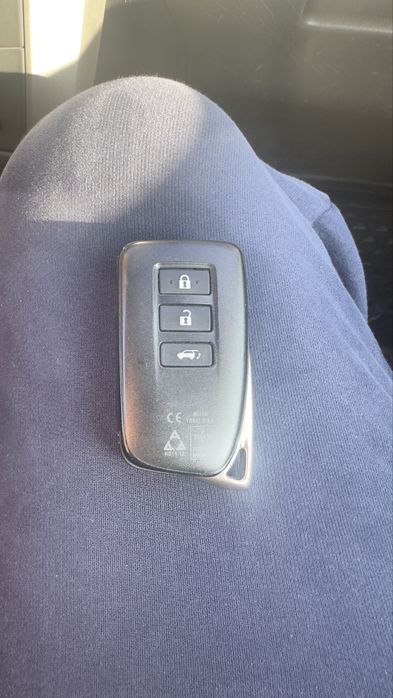 Продам ключи от лексус