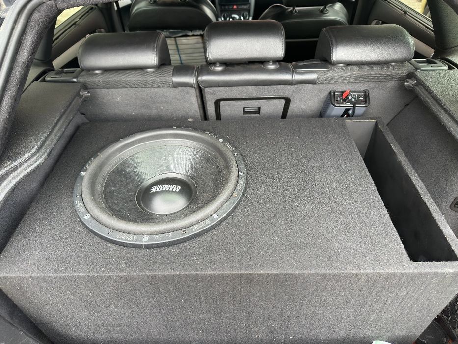 Sundown U15 с кутия 32hz