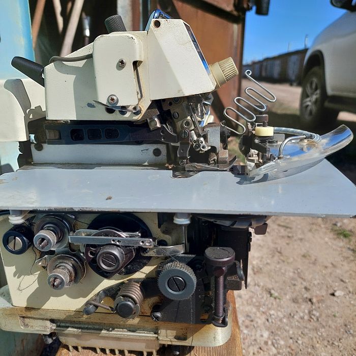 Швейная машинка.