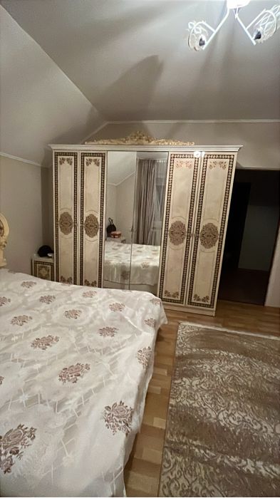 Продоам спальный гарнитур