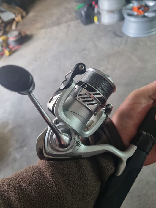 Mulineta spinning Daiwa Crossfire LT 2500-XH + fir textil 0.13