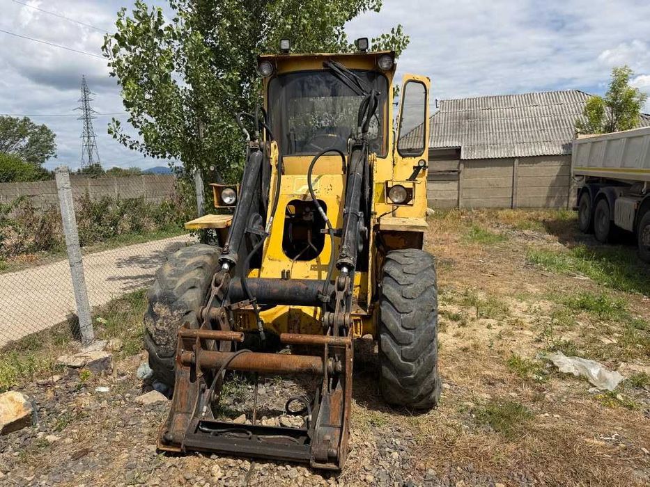 Cilindru hidraulic vola incarcator frontal Volvo L50 piese