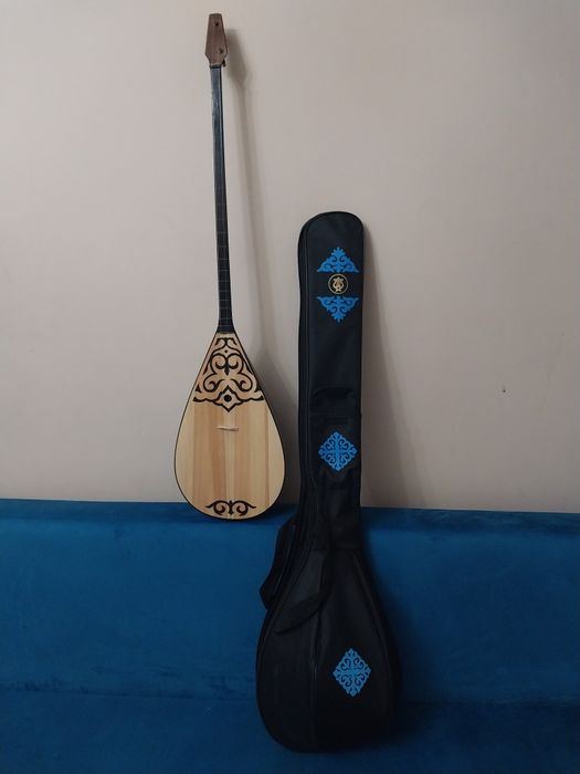 Домбыра музыкалық аспап