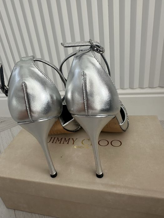 Босоножки летние