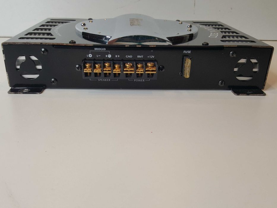 Amplificator statie auto Magnat Traxx 300