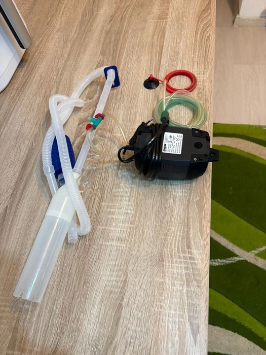 Vand Pompa pt Acvariu cu 2 Iesiri,Hranitor si Furtun