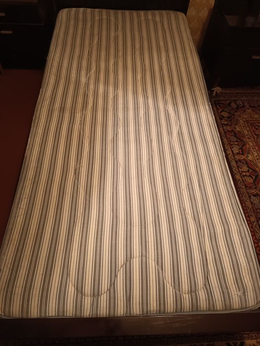 Продаются 2 матраса в хорошем состоянии.