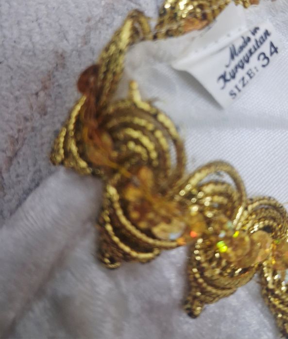 Национальные платье