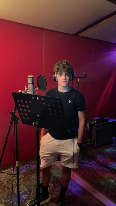 Cursuri si lectii de chitara -deplasare la domiciliu