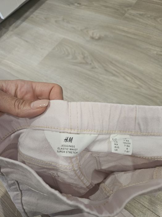 Blugi H&M roz si blugi raiati masura7- 8 ani