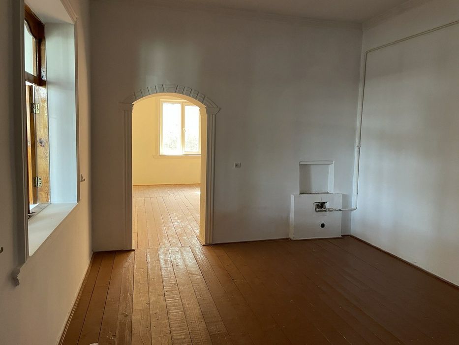 Uy sotiladi kelishtirib beramiz