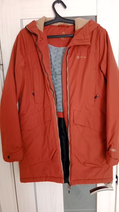 Продается куртка outventure