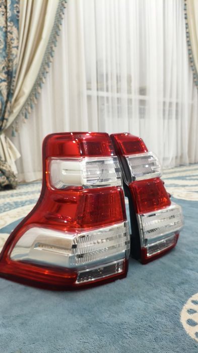 Задний фары на Лан Крузер Прадо 150кузове