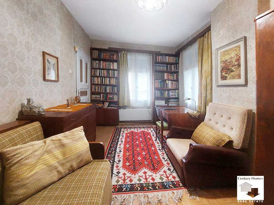 Дава се под наем Къща в Велико Търново, Стара част - 132 кв.м за 700 € - Снимка #12