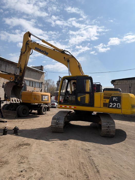 Эксковатор с гидромолотом