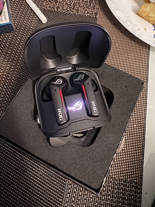 Vand Casti gaming ASUS ROG Cetra True Wireless